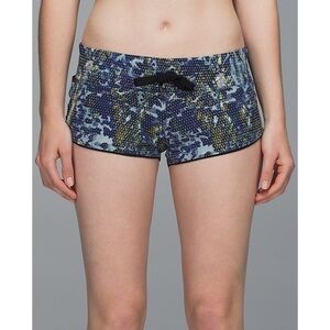 Lululemon Water: Surf Short Floral Sport White Multi / Black Reversible 8